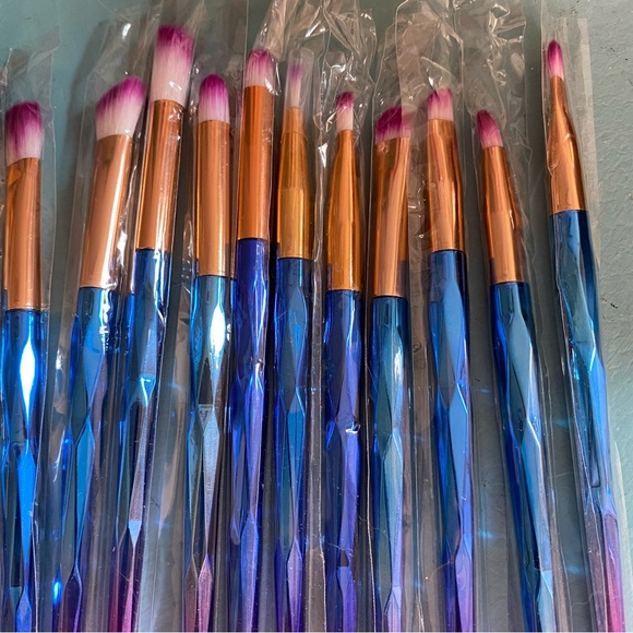 PINK AND BLUE 24 PC UNIQUE MAKEUP BRUSHES SET WHITE BRISTLES WITH PINK TIPS BNIB - Picture 7 of 7